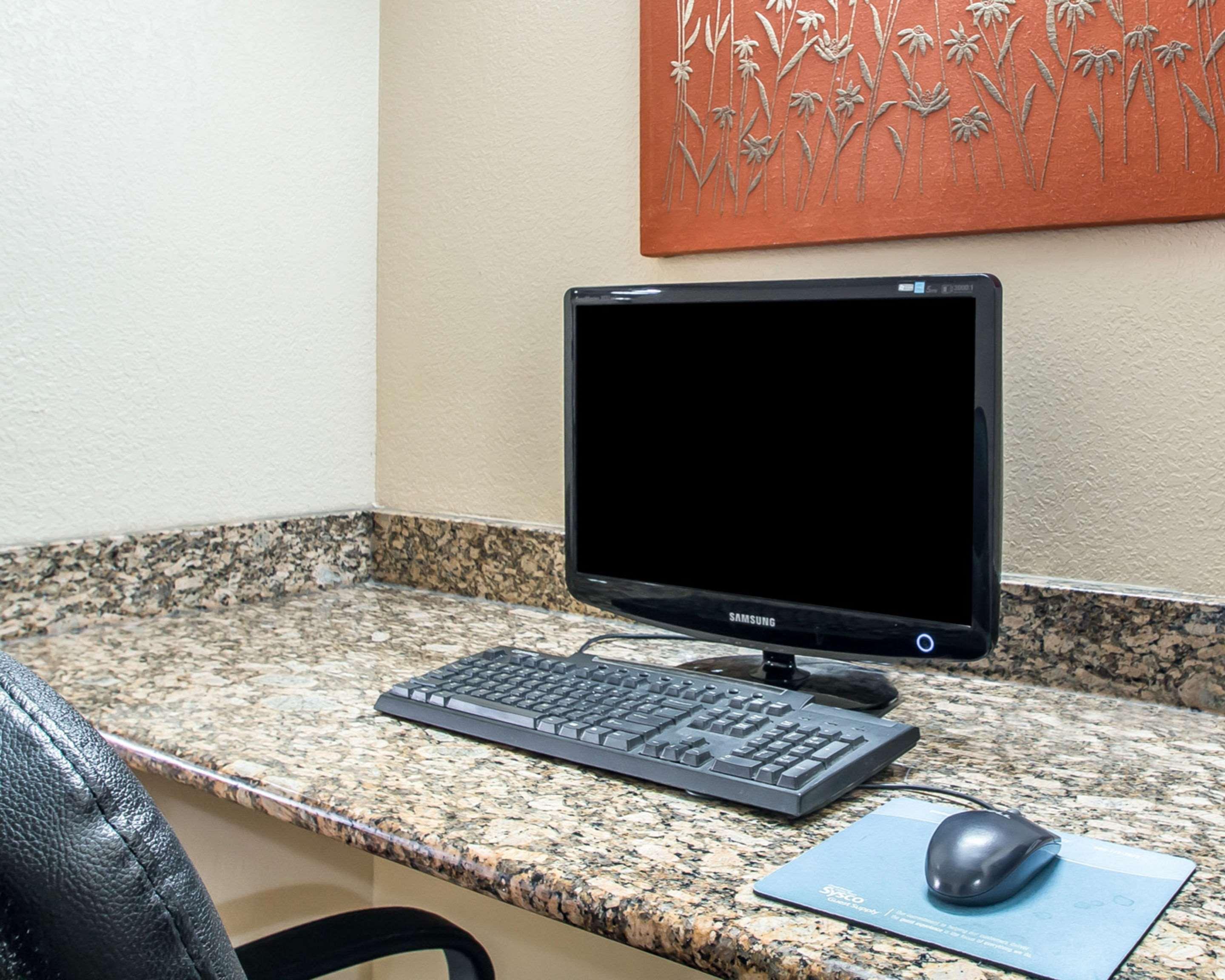 Quality Inn East Dubuque ภายนอก รูปภาพ