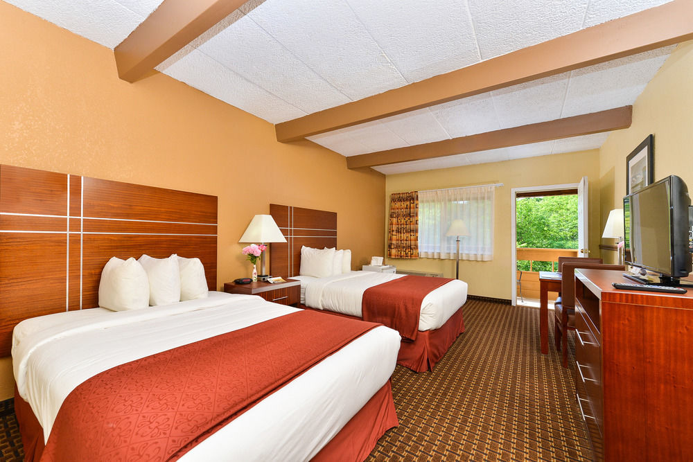 Quality Inn East Dubuque ภายนอก รูปภาพ